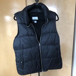 Old Navy Puffer Vest